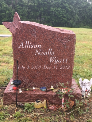 Allison Noelle Wyatt Tombstone